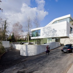 Villa Stuttgart UNS _Markhoff architects_voorgevel