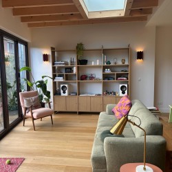 138ea5b9-51c8-4c2f-87a4-9d6d9f308183